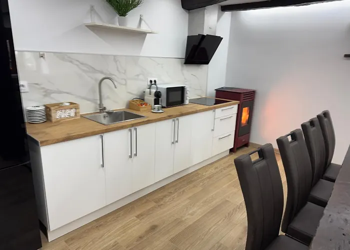 Casa Lounge Xacobeo * Tríacastela